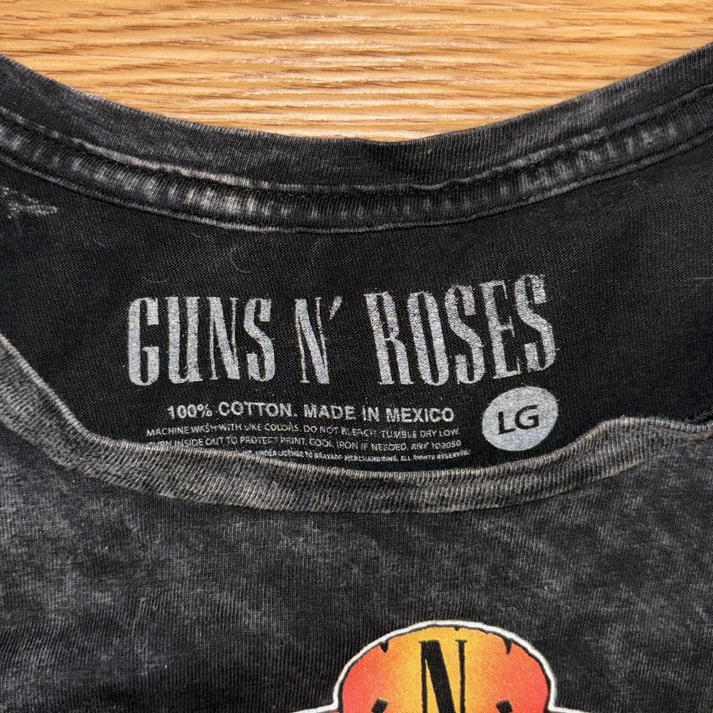Guns N’ Roses - Picture 3 of 4